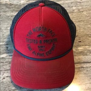 North Face Snap Back Hat